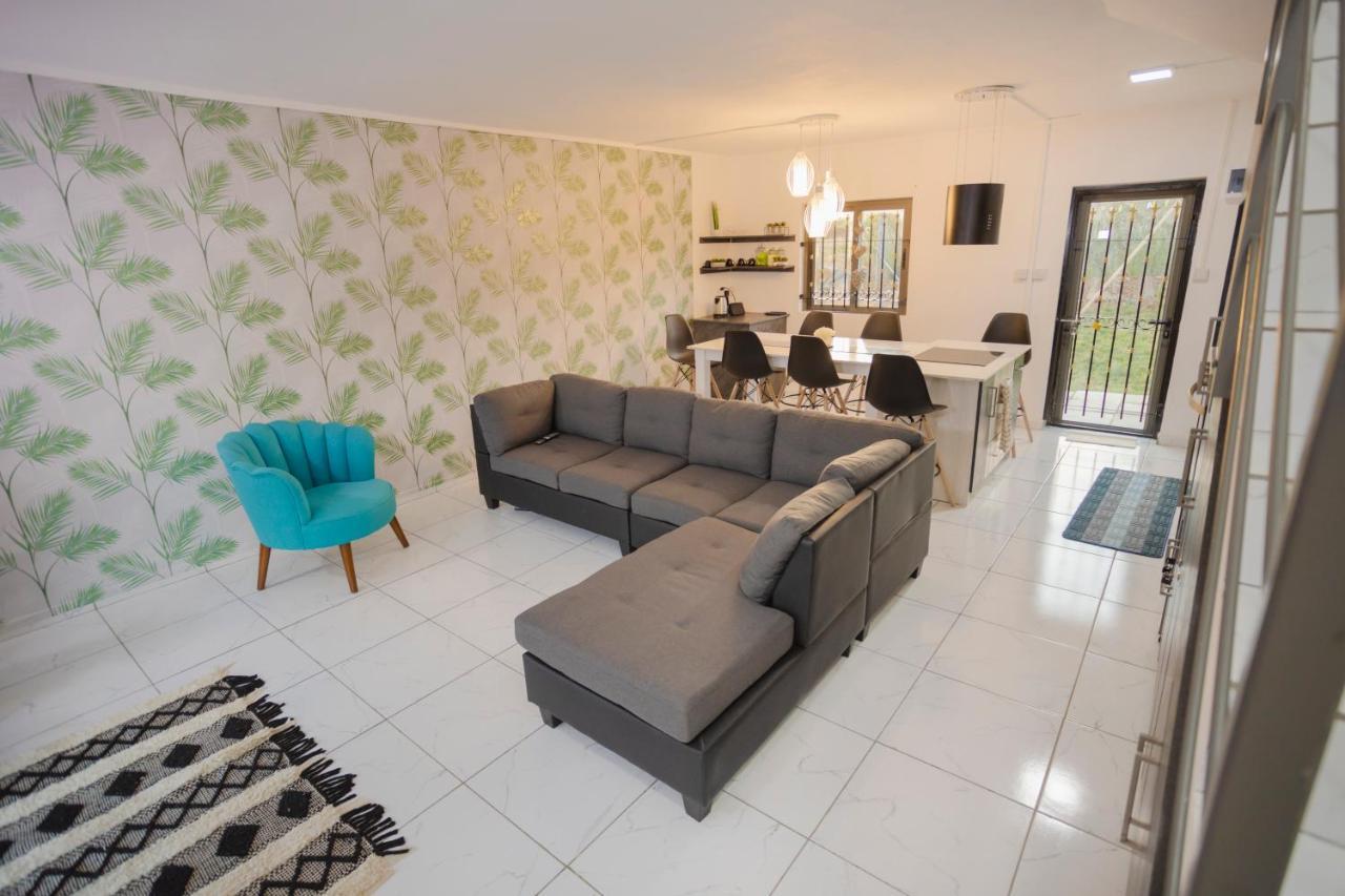 Le Palmiste Lovely 2-Bedroom Duplex With Pool Grand Gaube Εξωτερικό φωτογραφία